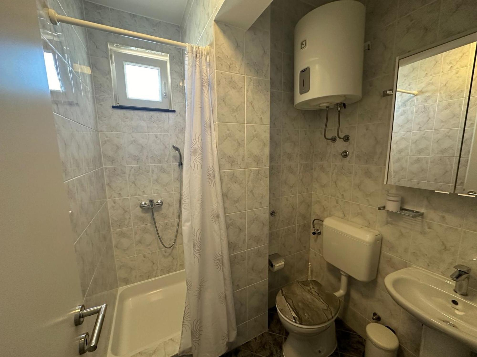 Apartments Villa Sunce Dugi Rat Exterior photo
