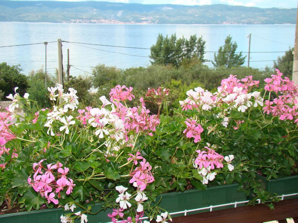 Apartments Villa Sunce Dugi Rat Room photo