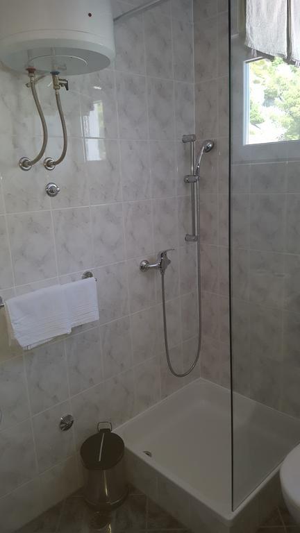 Apartments Villa Sunce Dugi Rat Exterior photo